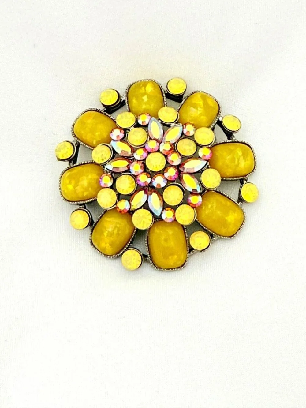 Vintage Confetti Butterscotch Lucite w/AB Rhinestones Signed CARA